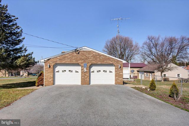 1343 SECOND AVENUE, Chambersburg, PA 17202