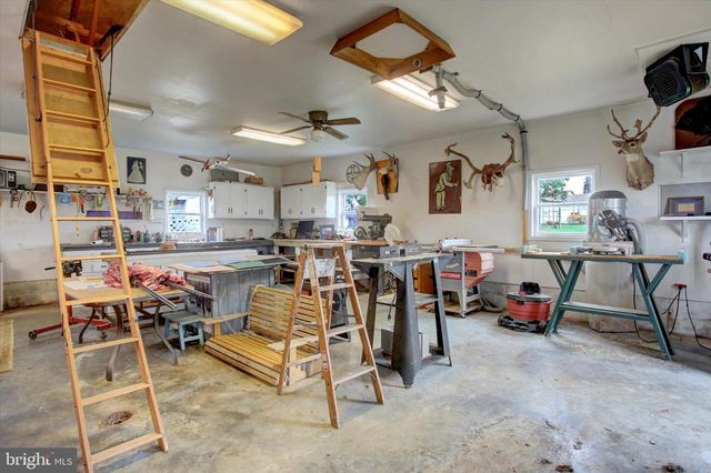 1343 SECOND AVENUE, Chambersburg, PA 17202