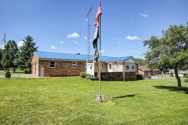 1343 SECOND AVENUE, Chambersburg, PA 17202