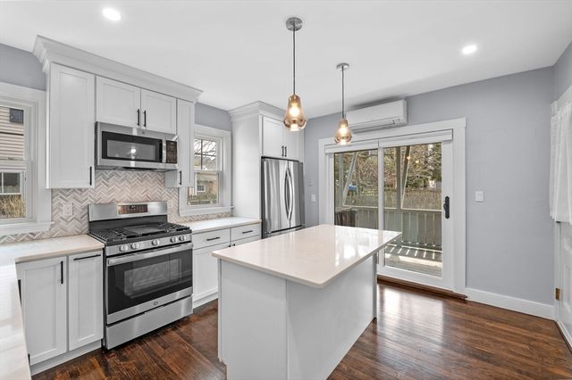 41 Abbott St 1, Beverly, MA 01915