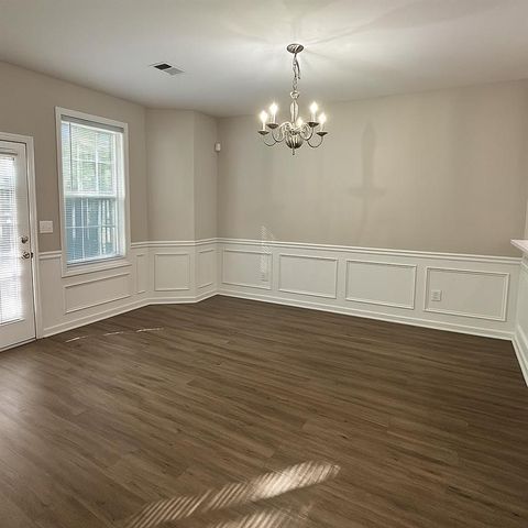 4295 Youngstown Circle, Stone Mountain, GA 30083