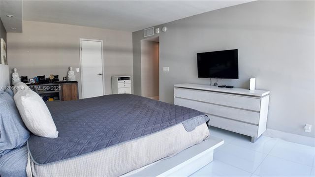 2049 S Ocean Dr 702, Hallandale Beach, FL 33009