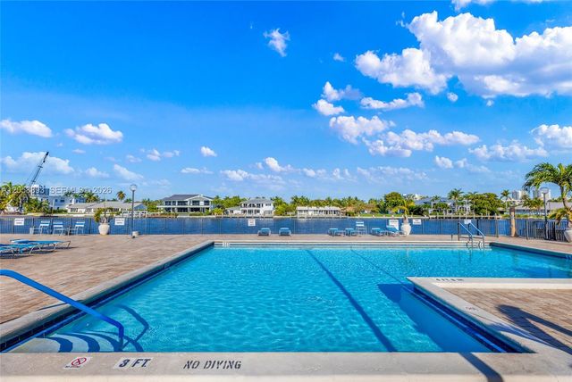2049 S Ocean Dr 702, Hallandale Beach, FL 33009