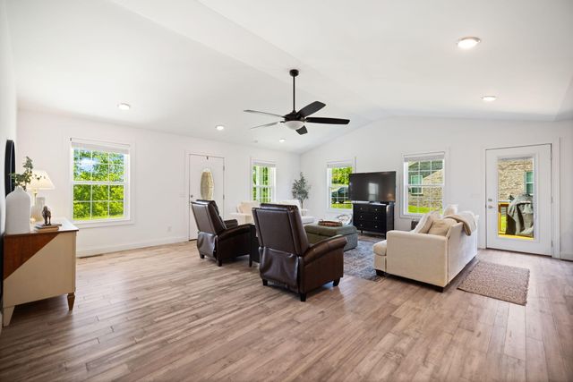 964 McWhorter Road, London, KY 40741