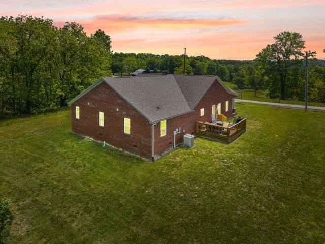 964 McWhorter Road, London, KY 40741