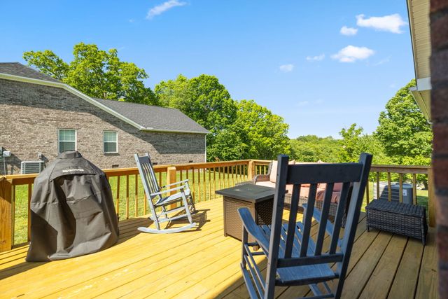 964 McWhorter Road, London, KY 40741