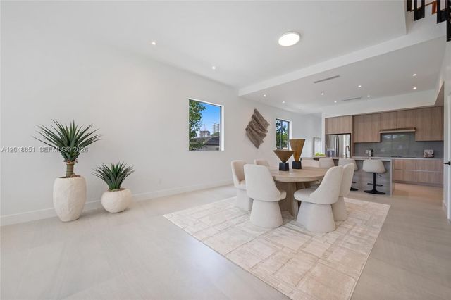 2787 SW 34th Avenue, Miami, FL 33133