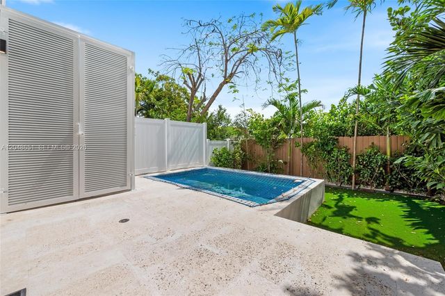 2787 SW 34th Avenue, Miami, FL 33133