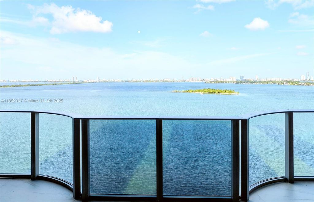 700 NE 24 Street 1502, Miami, FL 33137