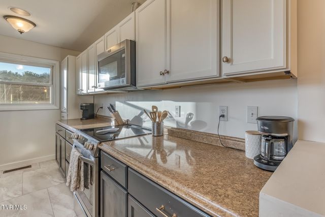 315 Piercy Street, Blountville, TN 37617