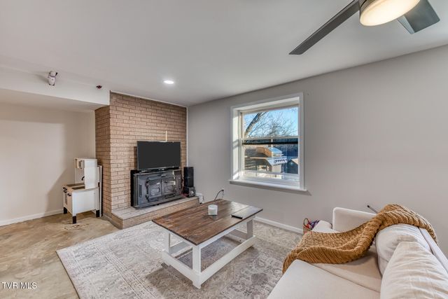 315 Piercy Street, Blountville, TN 37617