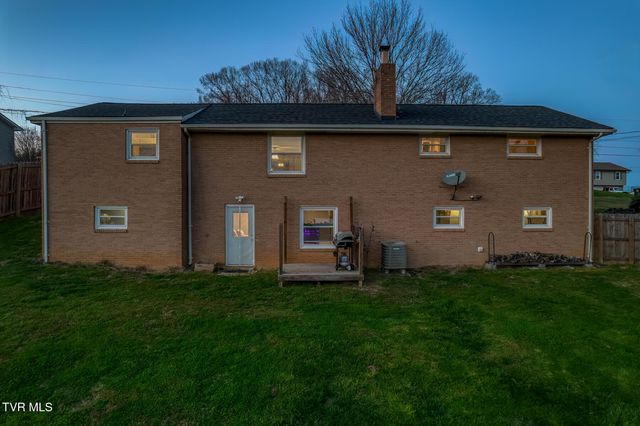 315 Piercy Street, Blountville, TN 37617