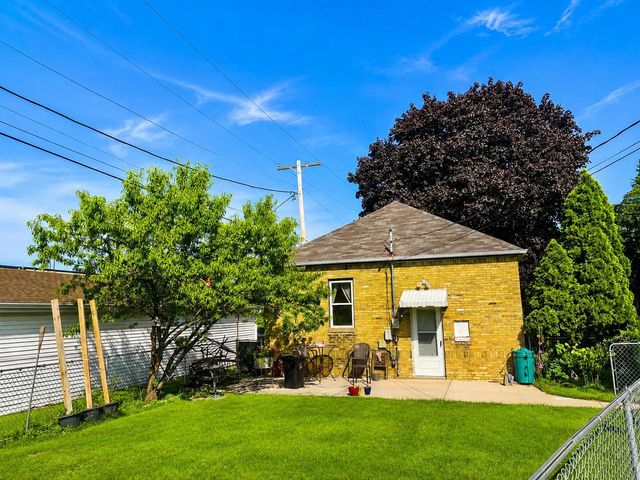 3143 S 99th STREET, Milwaukee, WI 53227