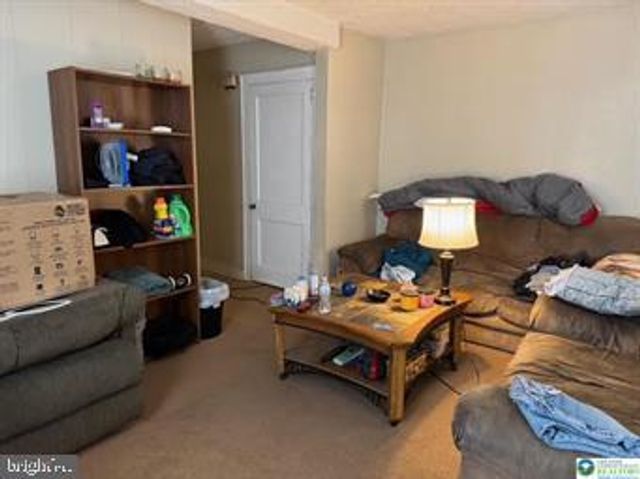 14 CHAPEL DR, Hamburg, PA 19526