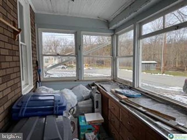 14 CHAPEL DR, Hamburg, PA 19526