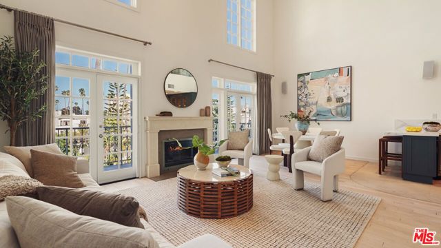 1040 4th Street 405, Santa Monica, CA 90403