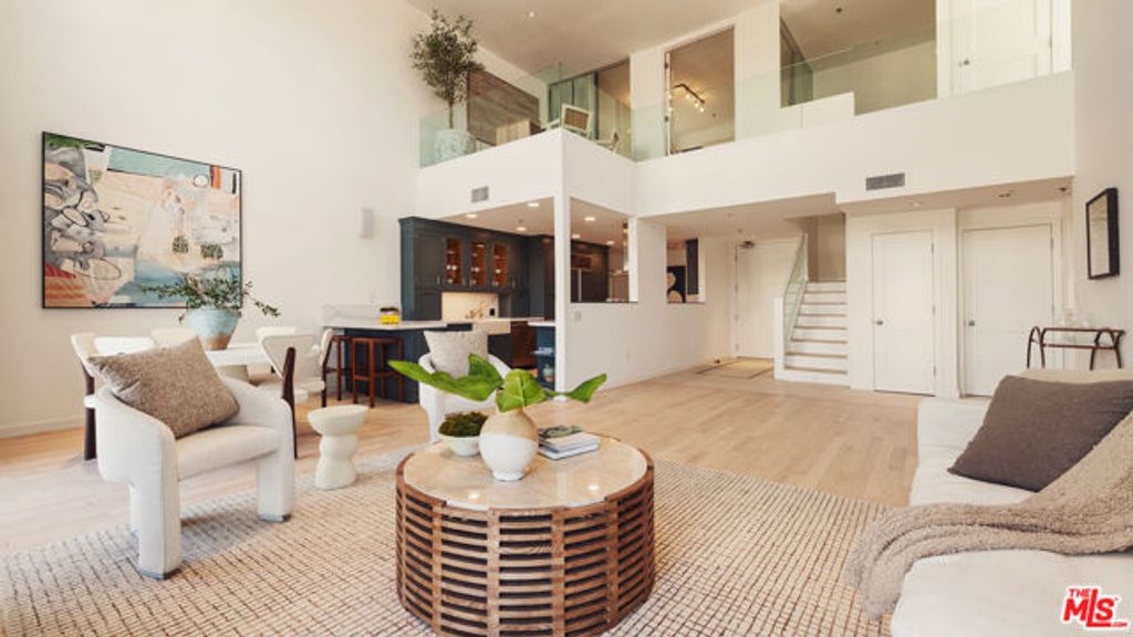 1040 4th Street 405, Santa Monica, CA 90403