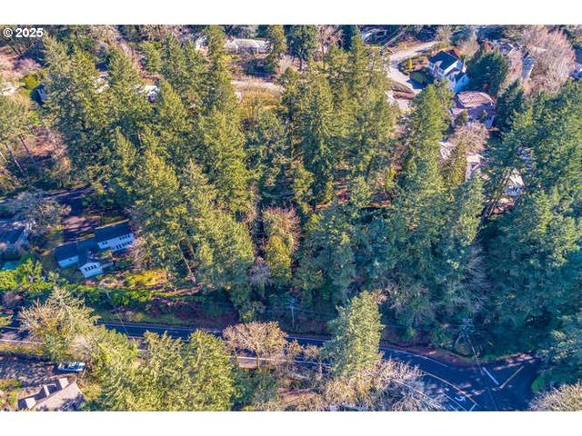 17035 WESTVIEW Dr, Lake Oswego, OR 97034