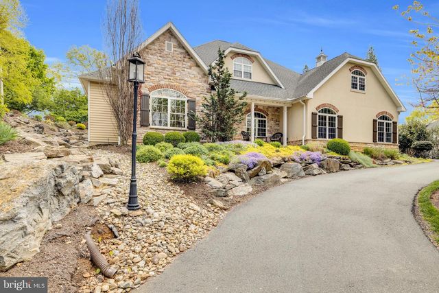 80 MUSEUM RD, Shillington, PA 19607