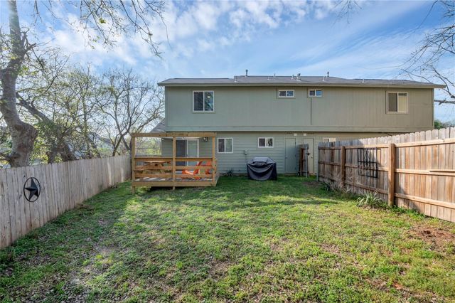 2001 Iroquois LN, Austin, TX 78741