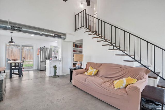 2001 Iroquois LN, Austin, TX 78741