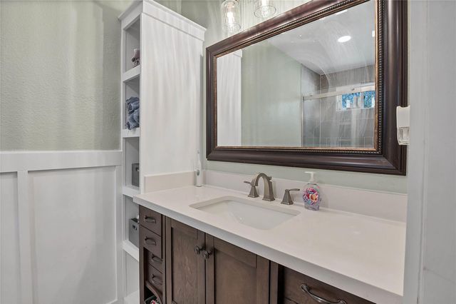 2001 Iroquois LN, Austin, TX 78741