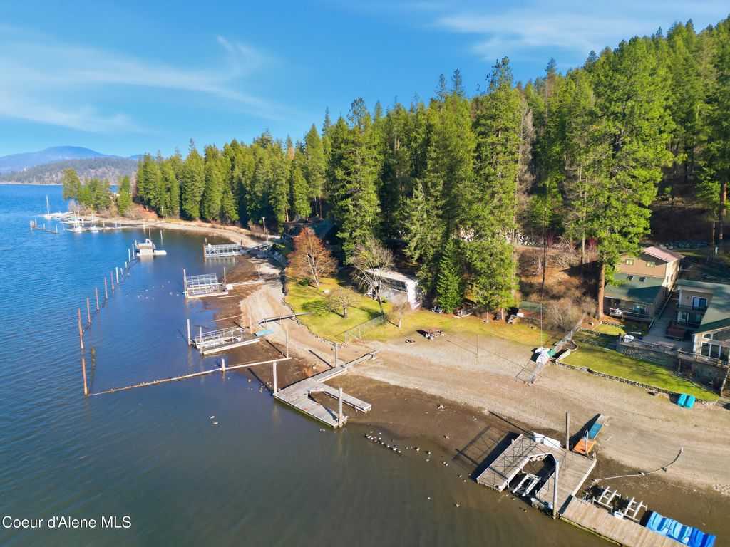 3555 S Azure Waves Drive, Coeur d'Alene, ID 83814 photo 4