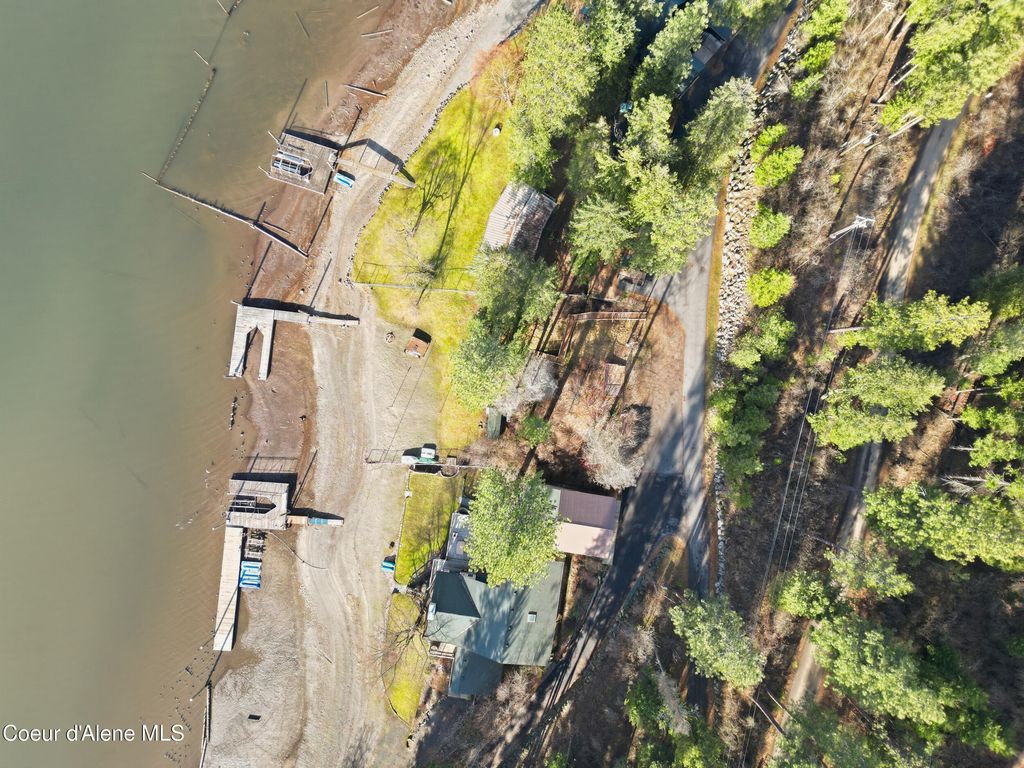 3555 S Azure Waves Drive, Coeur d'Alene, ID 83814 photo 8