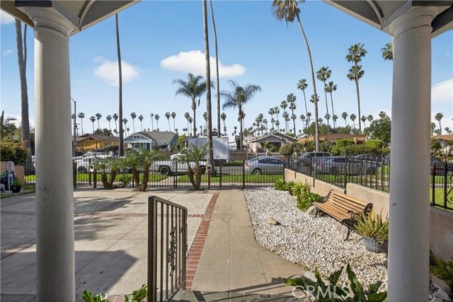 5710 Ruthelen, Los Angeles, CA 90062