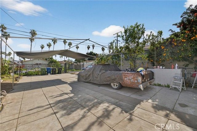 5710 Ruthelen, Los Angeles, CA 90062