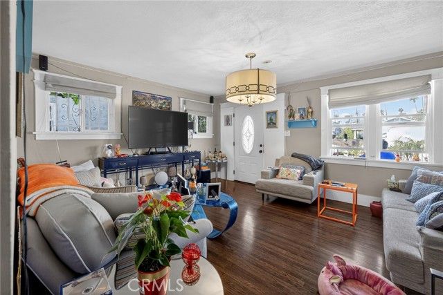 5710 Ruthelen, Los Angeles, CA 90062