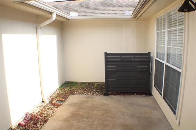 7936 Pecan Drive, Beaumont, TX 77713