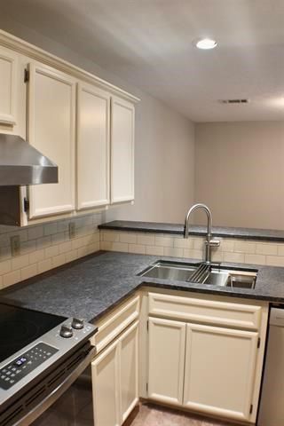 7936 Pecan Drive, Beaumont, TX 77713