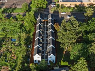 7033 Se 60th Ave, Portland, OR 97206