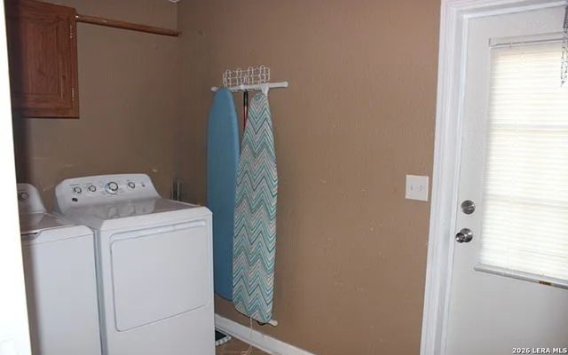 307 Homeridge, La Vernia, TX 78121