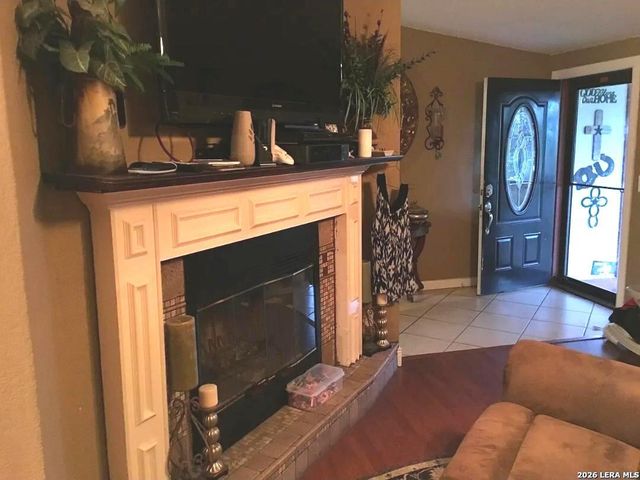 307 Homeridge, La Vernia, TX 78121