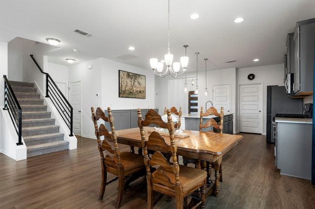 167 Dogvane CIR, Kyle, TX 78640
