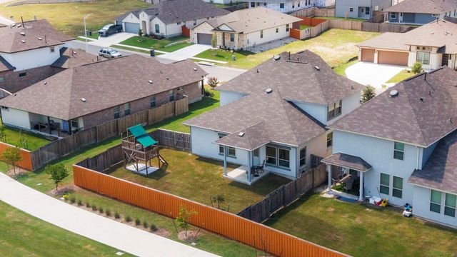 167 Dogvane CIR, Kyle, TX 78640