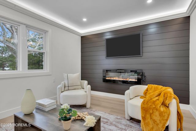 8 Kinsale Street, Toms River, NJ 08757