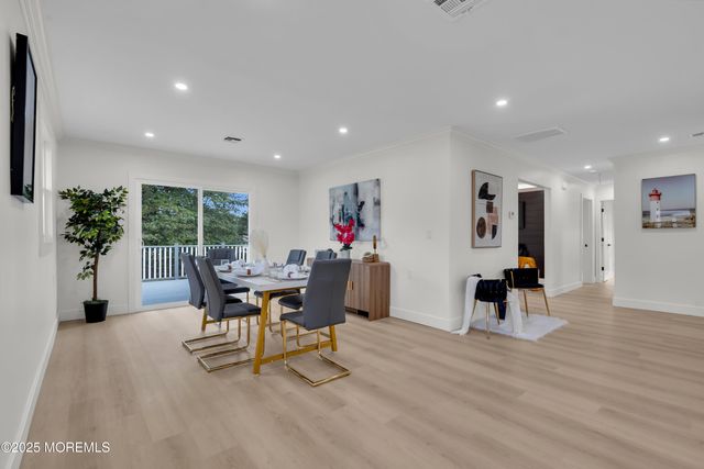 8 Kinsale Street, Toms River, NJ 08757