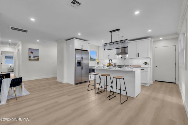 8 Kinsale Street, Toms River, NJ 08757