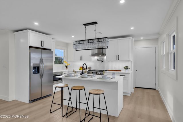 8 Kinsale Street, Toms River, NJ 08757