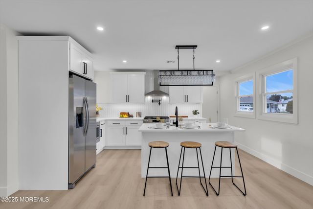 8 Kinsale Street, Toms River, NJ 08757