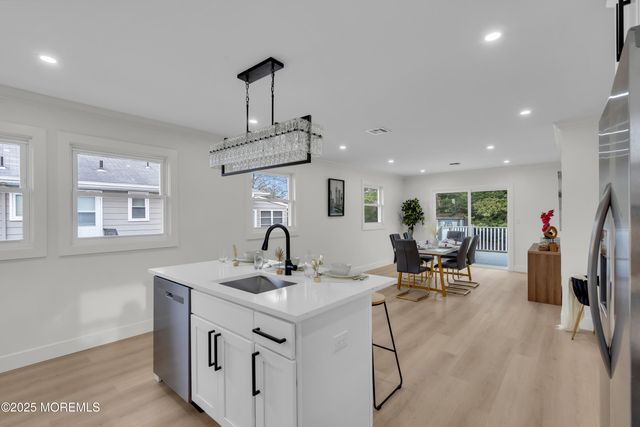 8 Kinsale Street, Toms River, NJ 08757