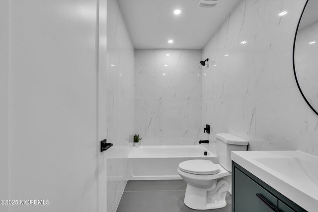 8 Kinsale Street, Toms River, NJ 08757