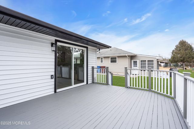 8 Kinsale Street, Toms River, NJ 08757