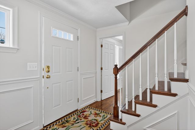 19 Intervale Farm Ln, Northborough, MA 01532