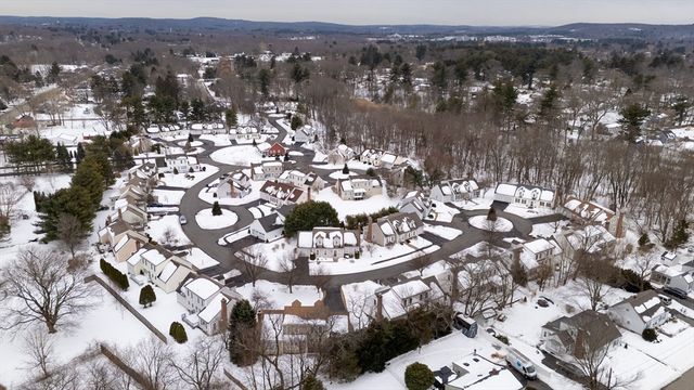 19 Intervale Farm Ln, Northborough, MA 01532