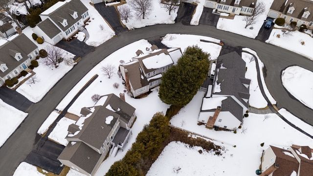 19 Intervale Farm Ln, Northborough, MA 01532