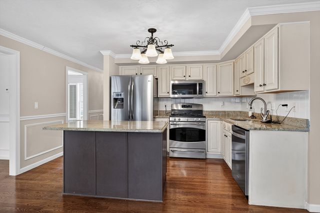 19 Intervale Farm Ln, Northborough, MA 01532